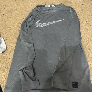 Nike Pro dri fit long sleeve boys shirt. Size XL